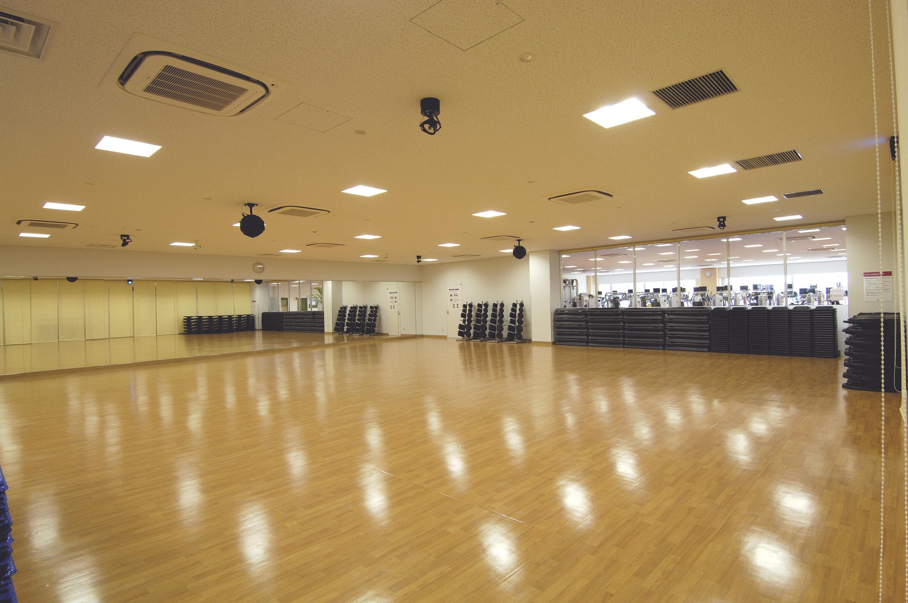 はじめてのルネサンス【ルネサンス 西国分寺】 東京都国分寺市泉町のフィットネスクラブ・スポーツジム