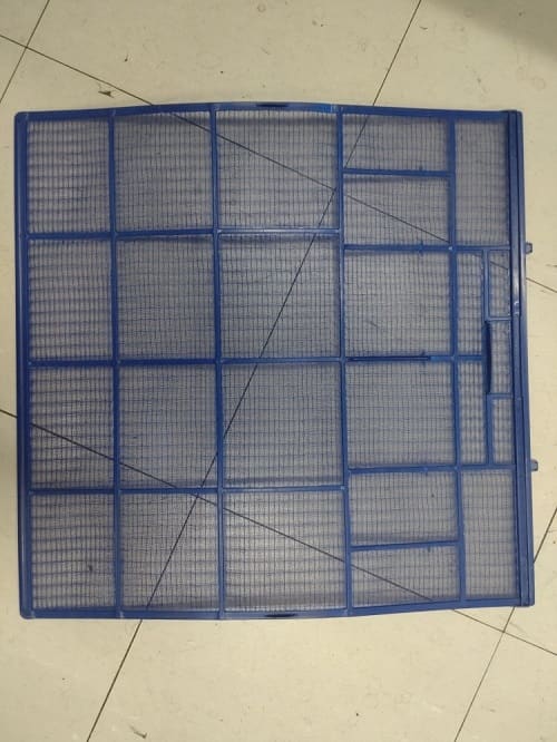 テニス　エアコン　清掃