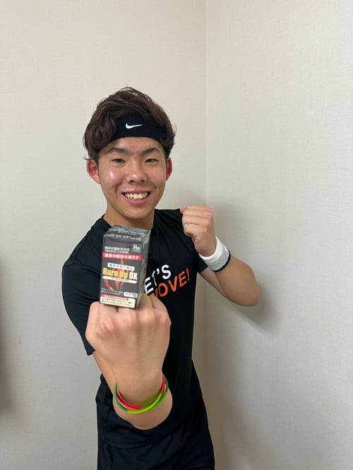 トレーナー緒方