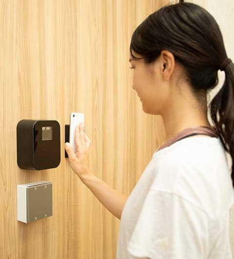 スマホで入館