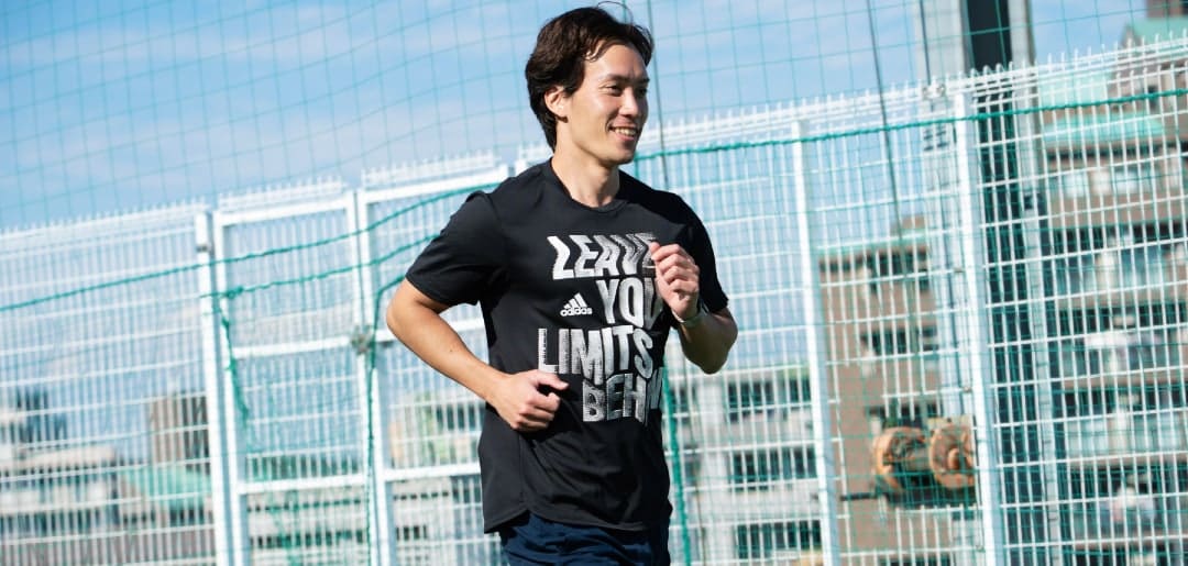 ランニングしている男性